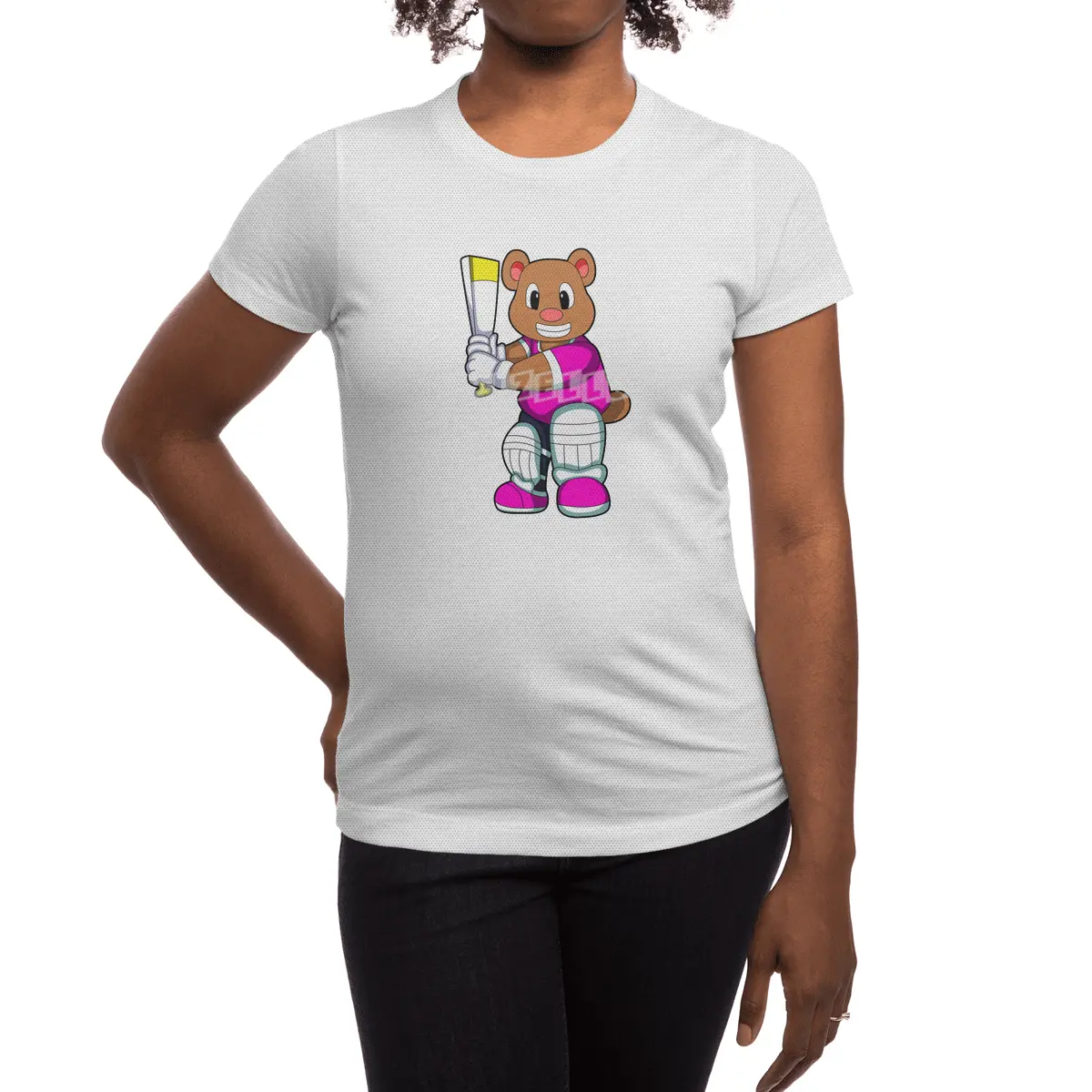 Bear as Batsman with Cricket bat Spor T-Shirt