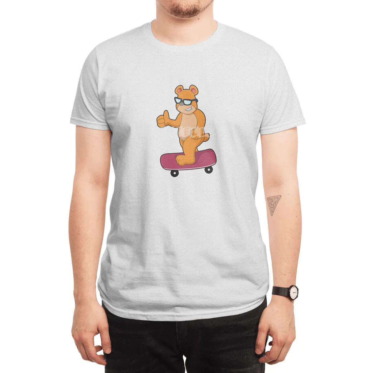 Bear as Skater with Skateboard Spor T-Shirt