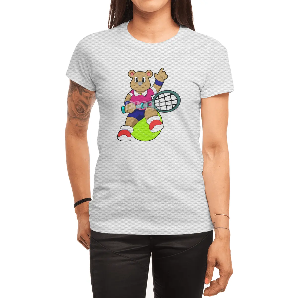 Bear at Tennis with Tennis racket & Tennis ball Spor T-Shirt