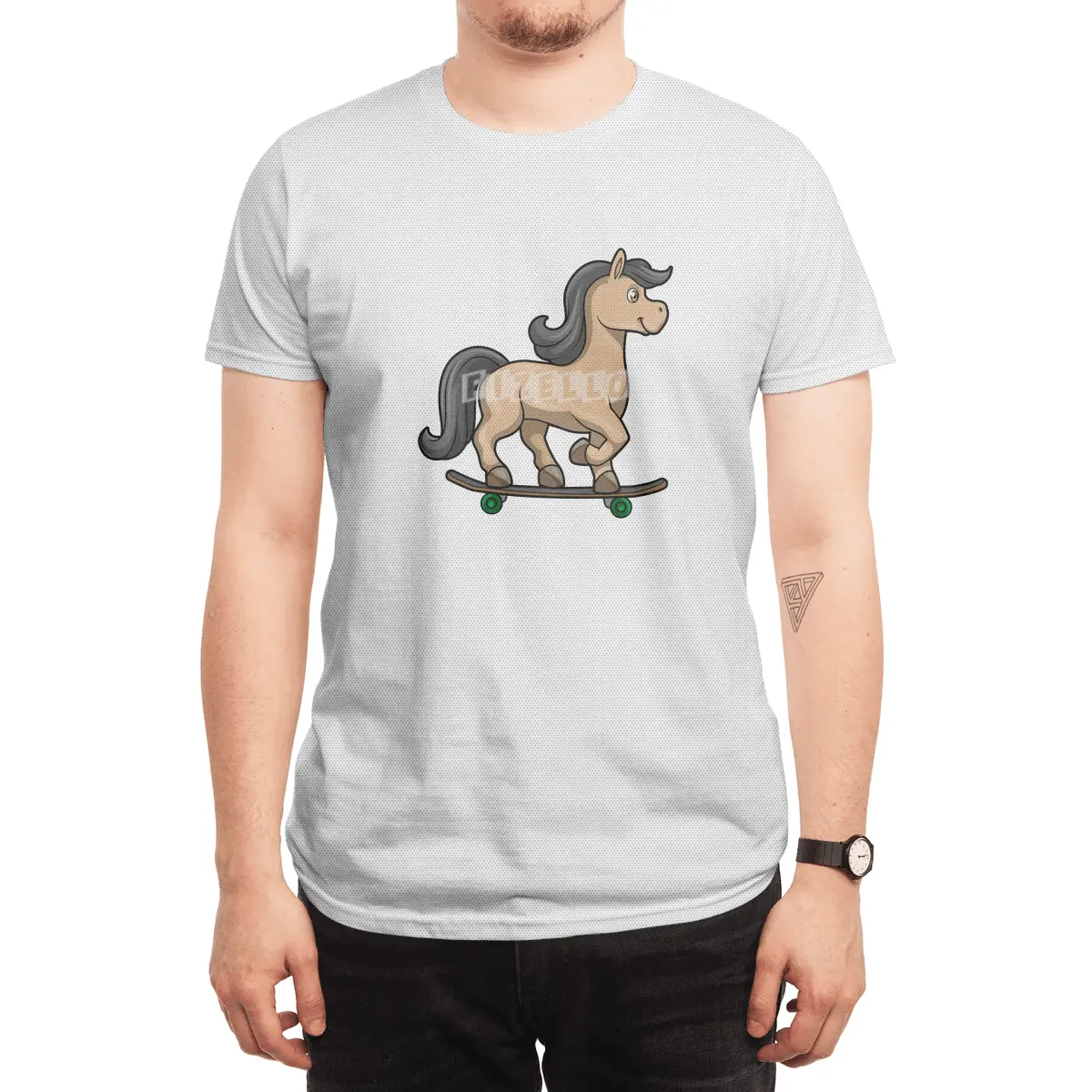Horse as Skater with Skateboard Spor T-Shirt