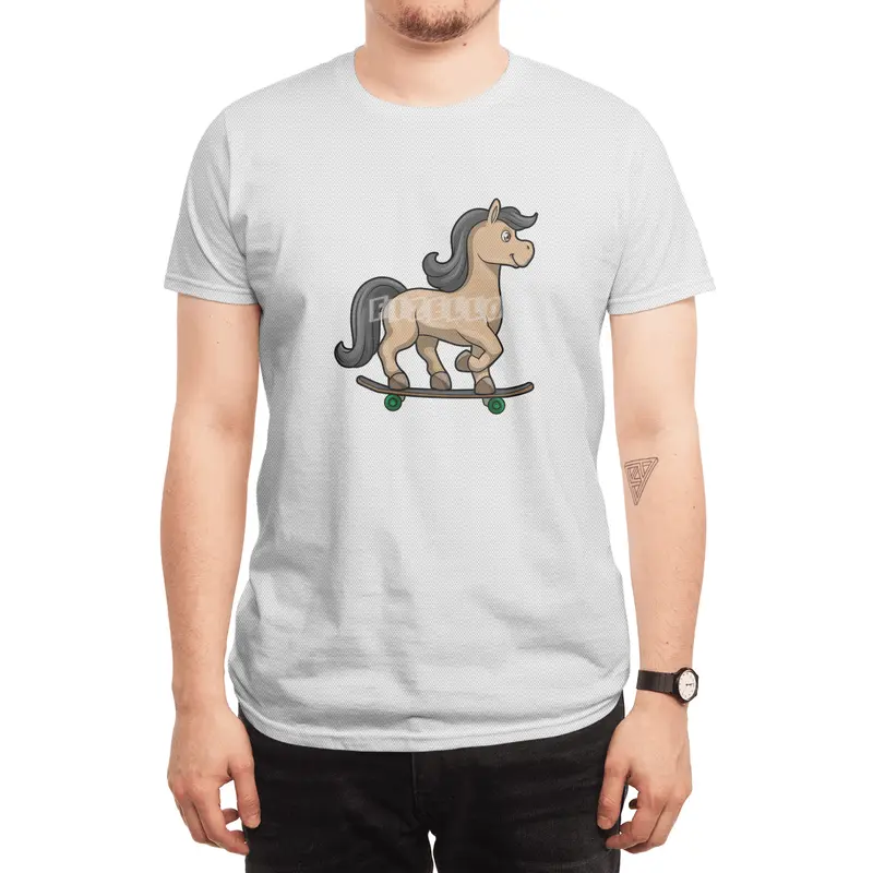 Horse as Skater with Skateboard Spor T-Shirt