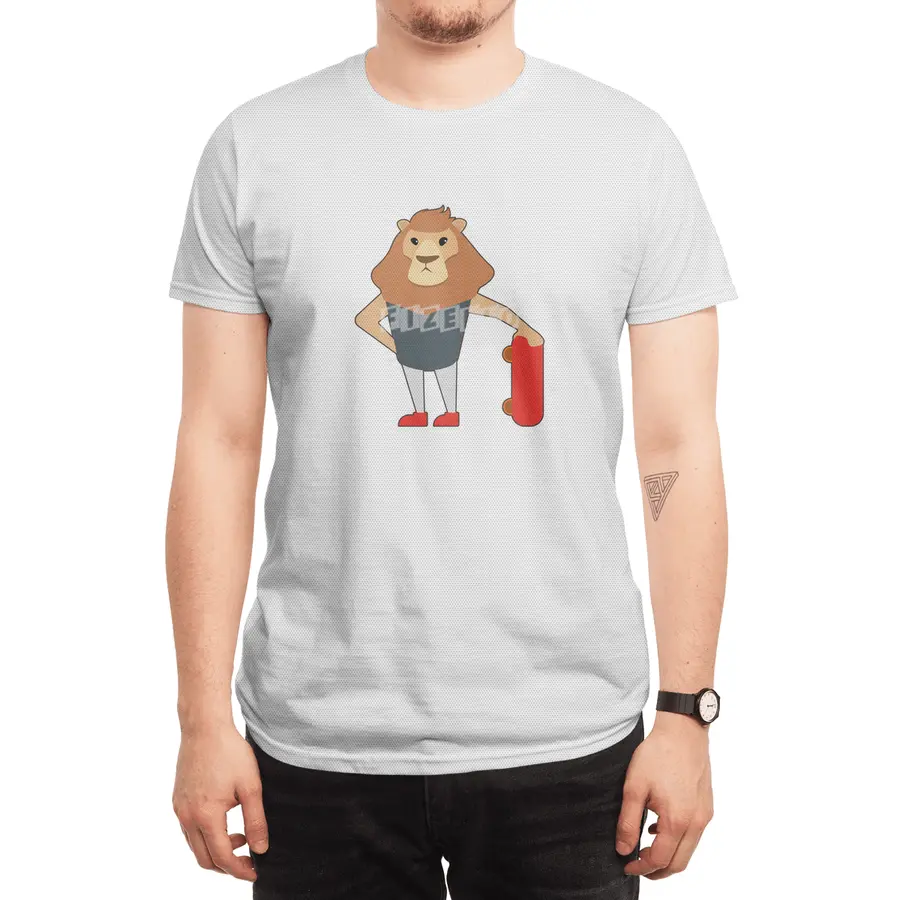 Lion as Skater with Skateboard Spor T-Shirt