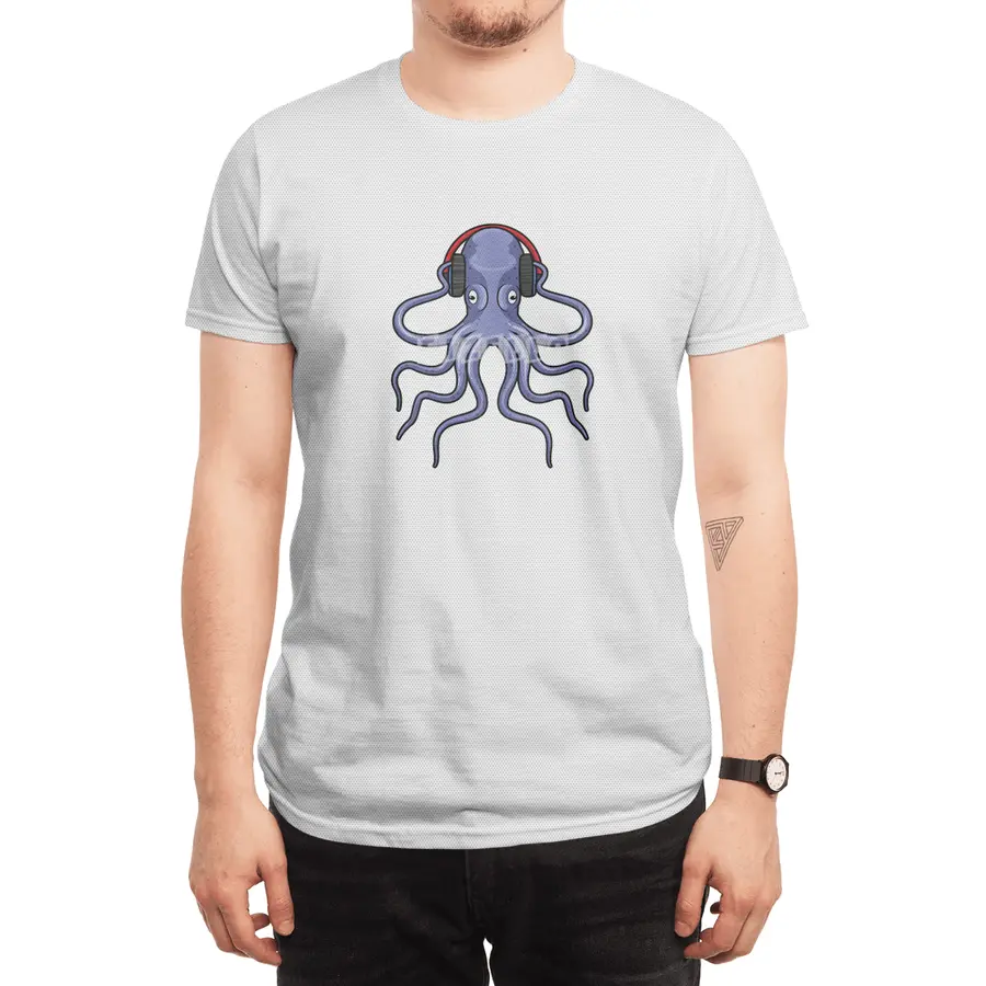 Octopus at Music with Headphone Spor T-Shirt