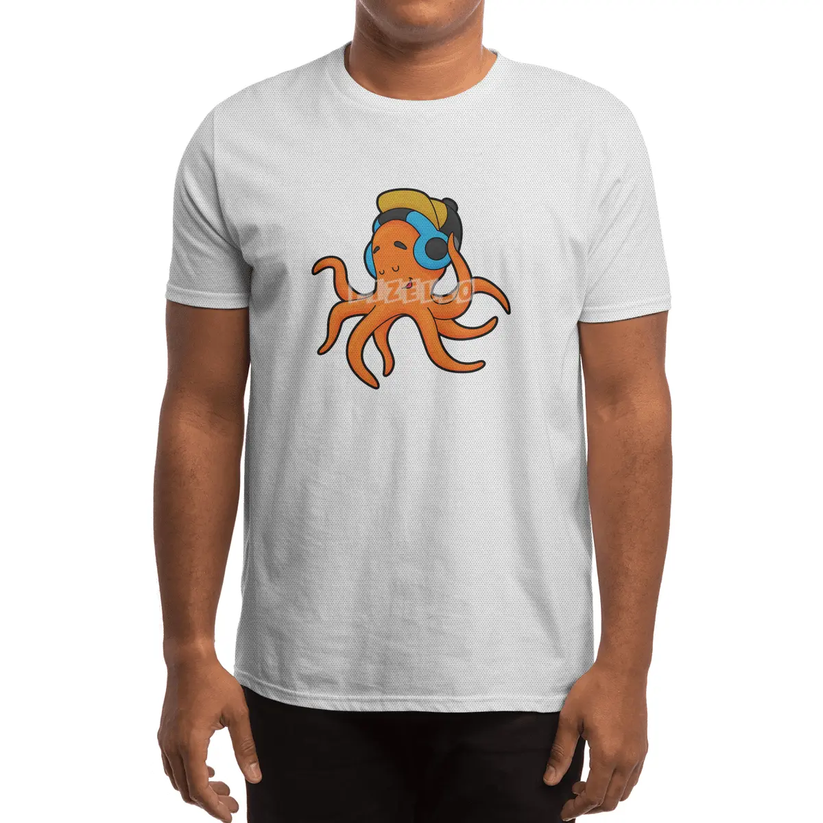 Octopus at Music with Headphone Spor T-Shirt
