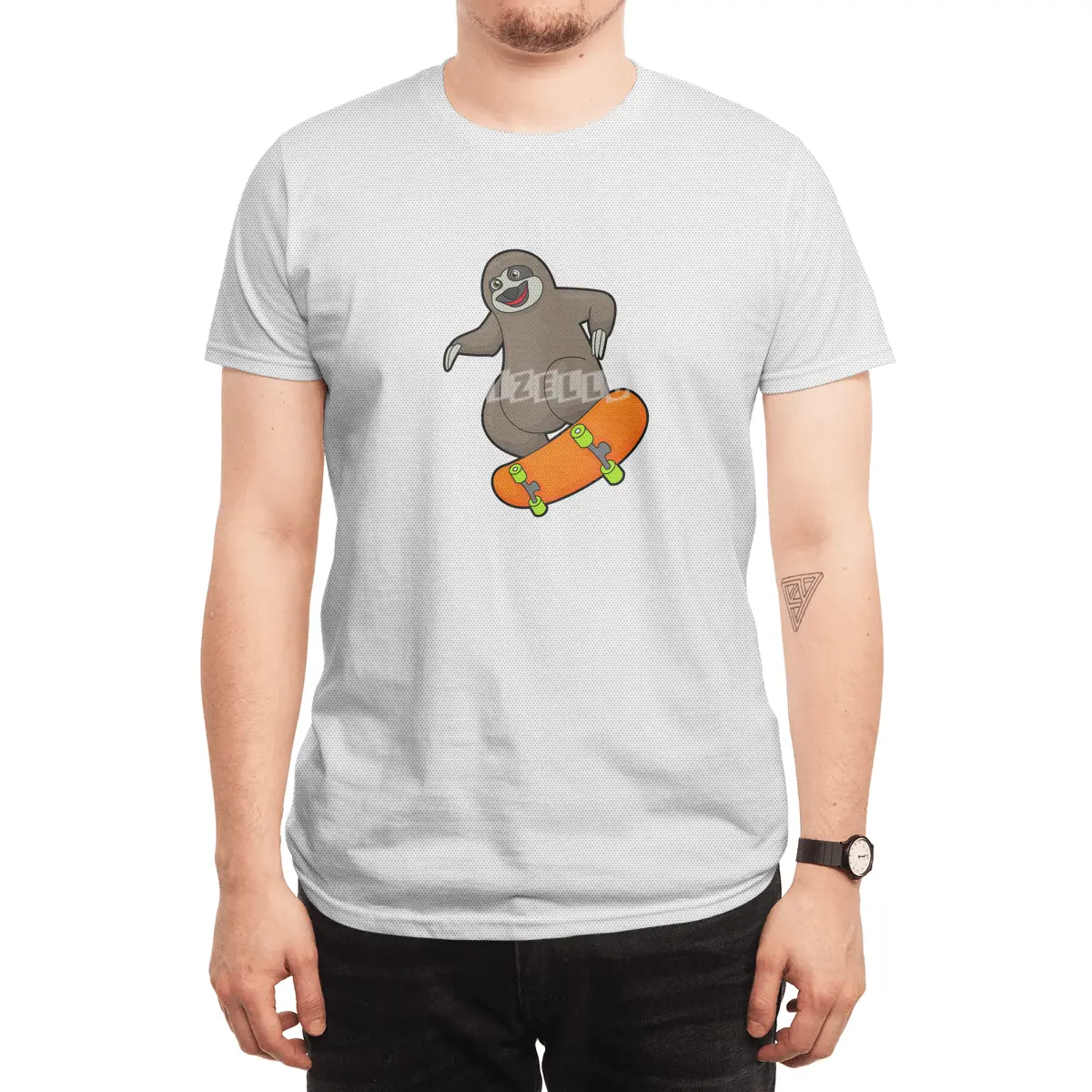 Sloth as Skater with Skateboard Spor T-Shirt