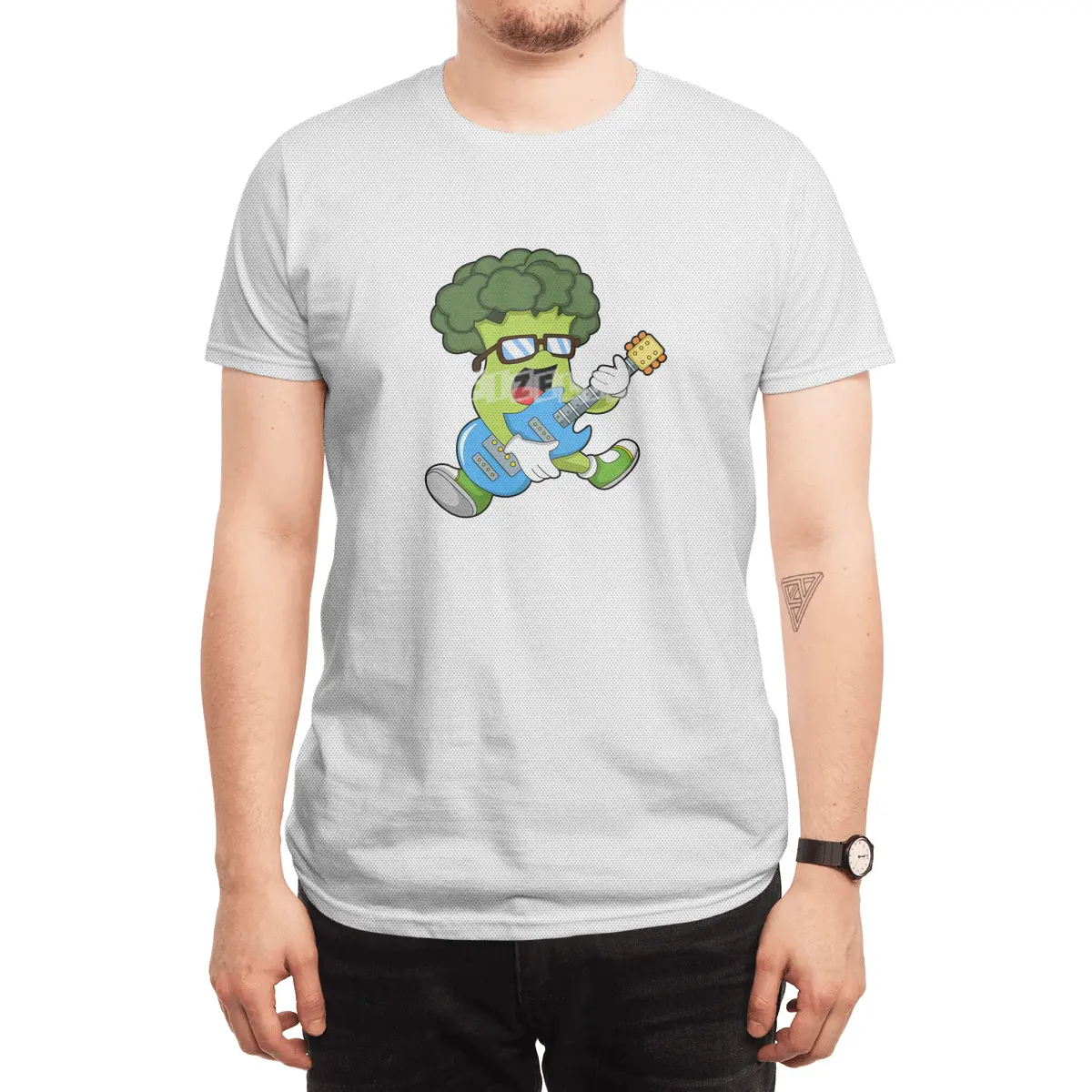 Broccoli as Musician with Guitar Spor T-Shirt