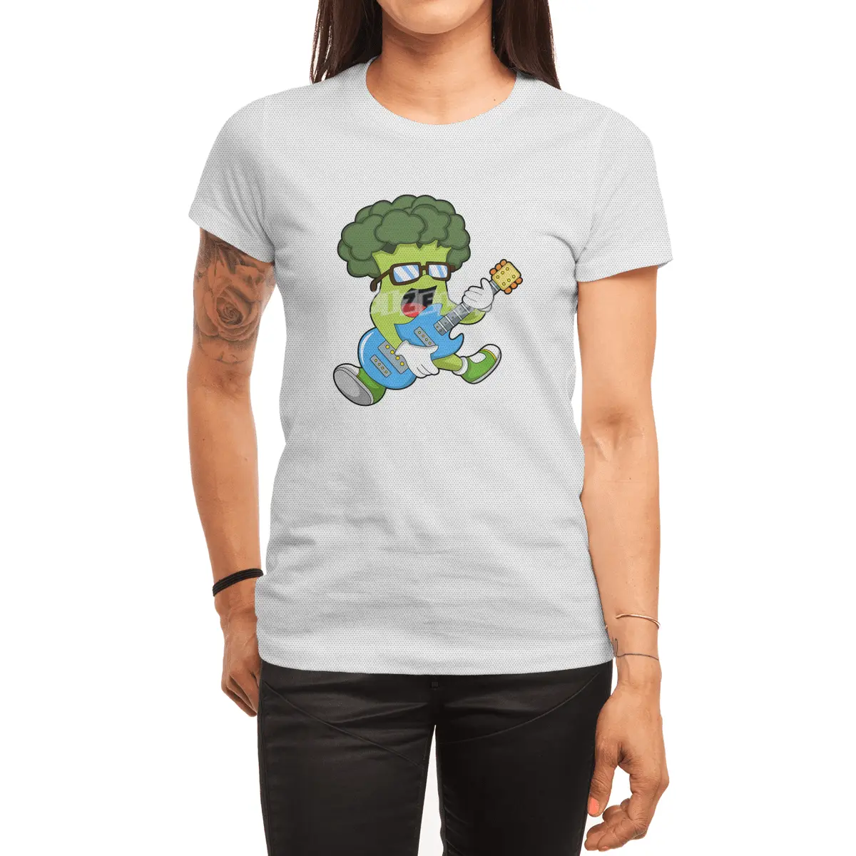 Broccoli as Musician with Guitar Spor T-Shirt