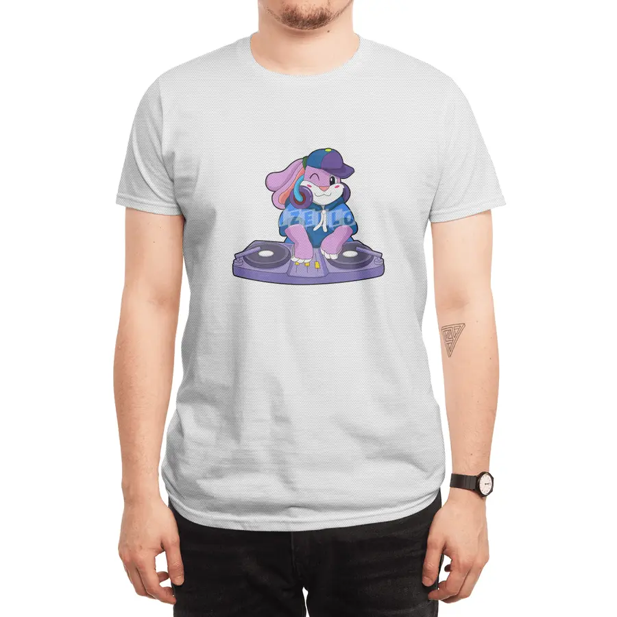 Bunny as Musician with Mixer Spor T-Shirt