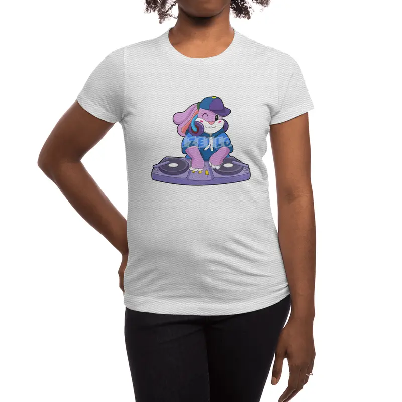 Bunny as Musician with Mixer Spor T-Shirt