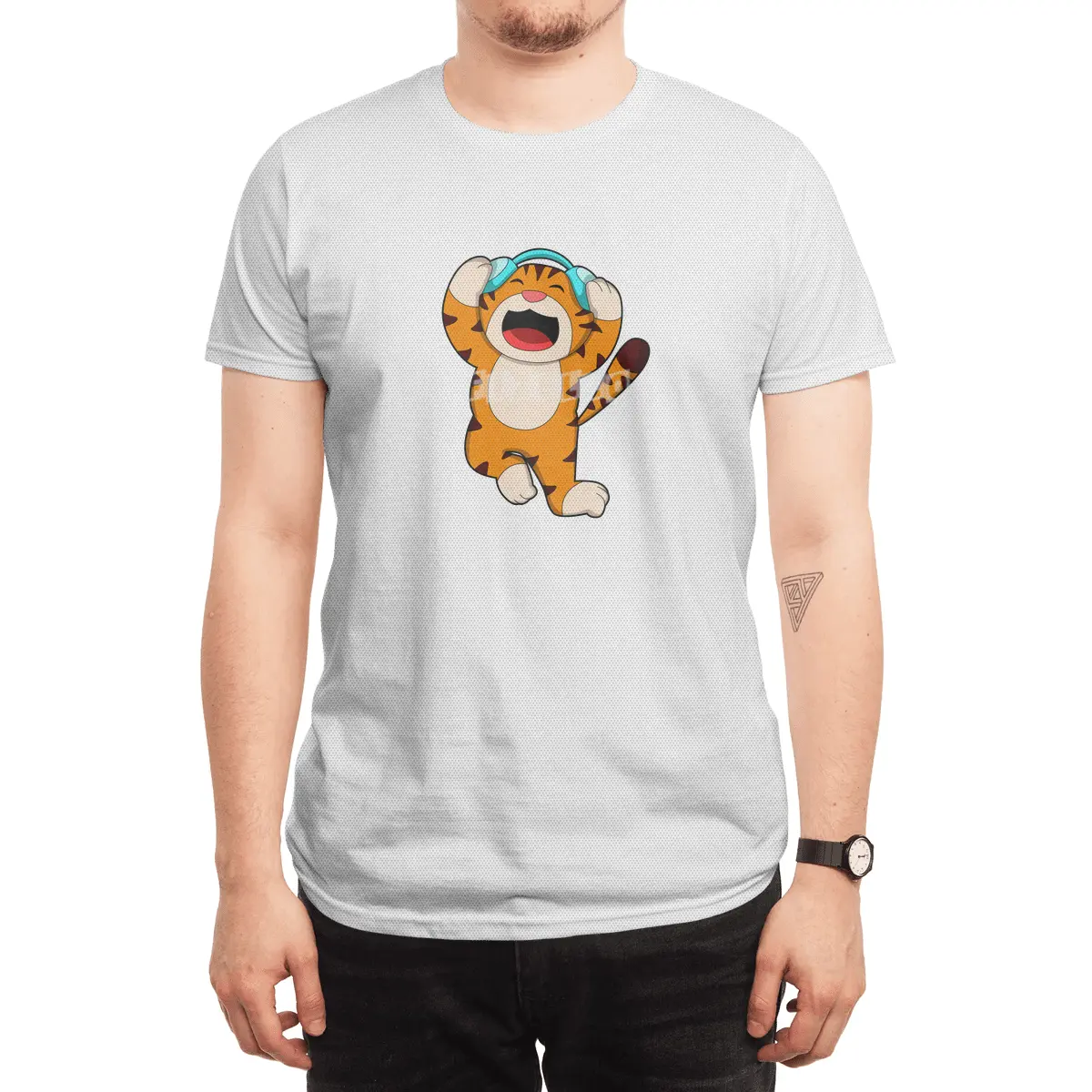 Tiger at Music with Headphone Spor T-Shirt