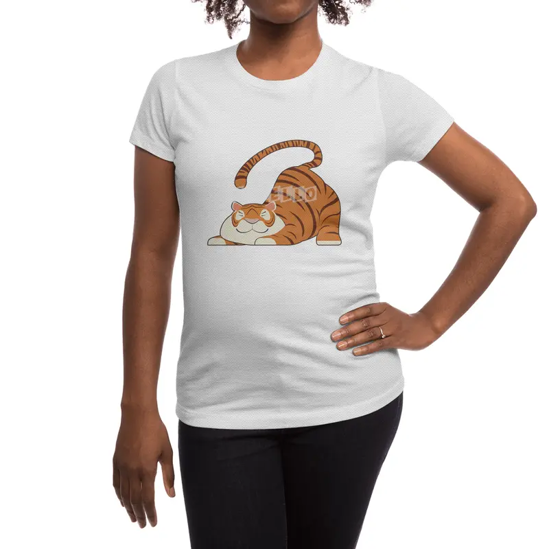 Tiger at Yoga Stretching Exercises Spor T-Shirt