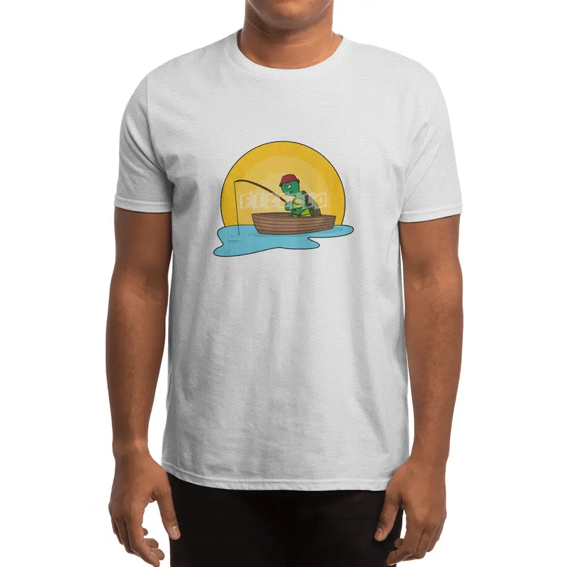 Turtle as Angler in Boat Spor T-Shirt
