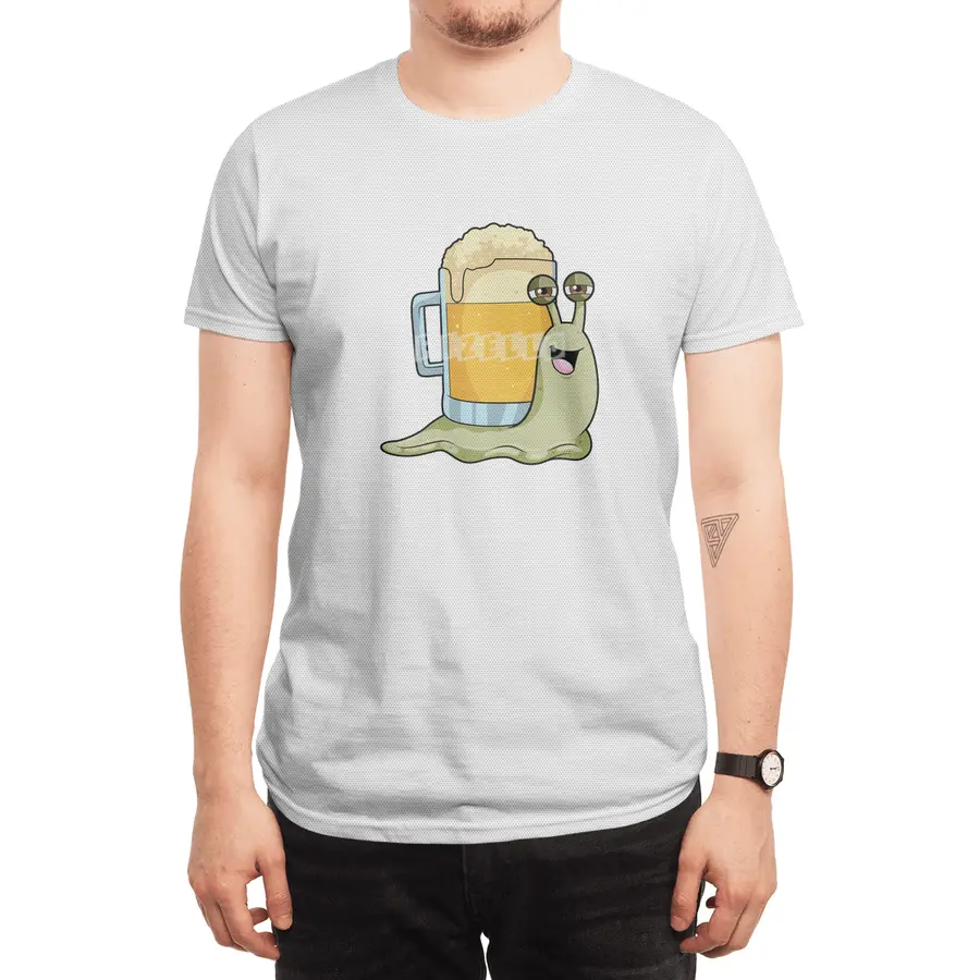 Snail with Glass of Beer Spor T-Shirt