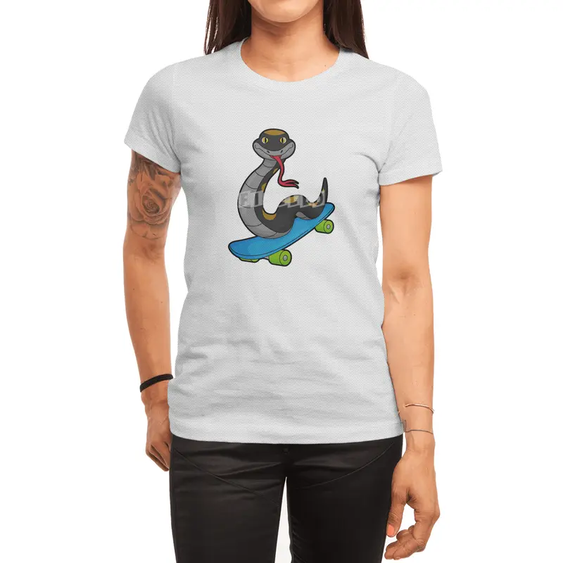 Snake as Skater with Skateboard Spor T-Shirt