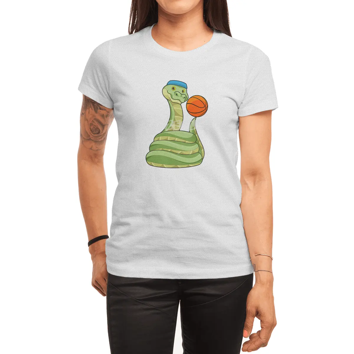 Snake at Basketball Sports Spor T-Shirt