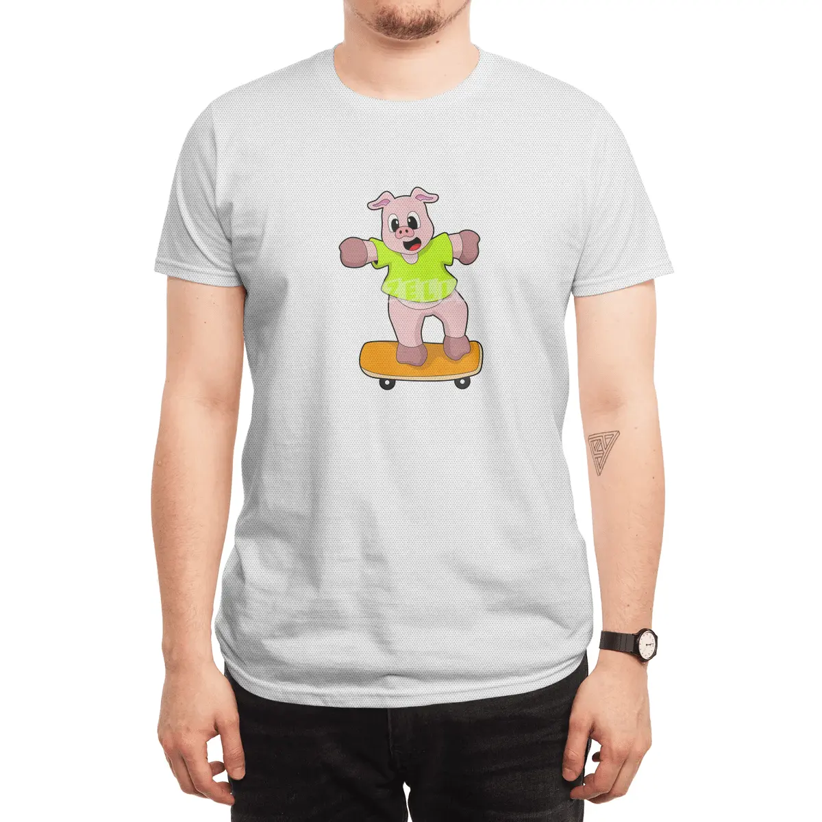 Pig as Skater on Skateboard Spor T-Shirt