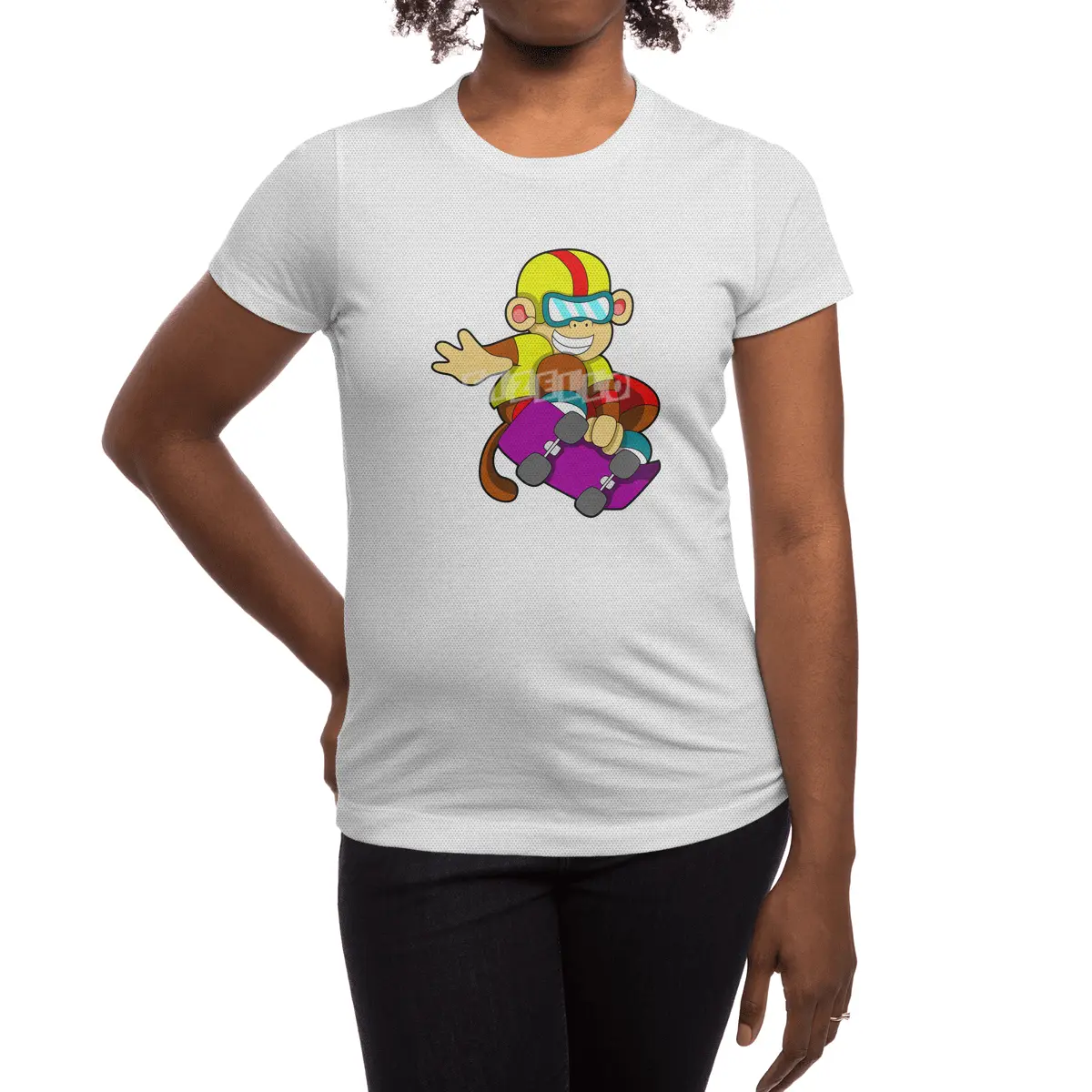 Monkey as Skater with Skateboard & Helmet Spor T-Shirt