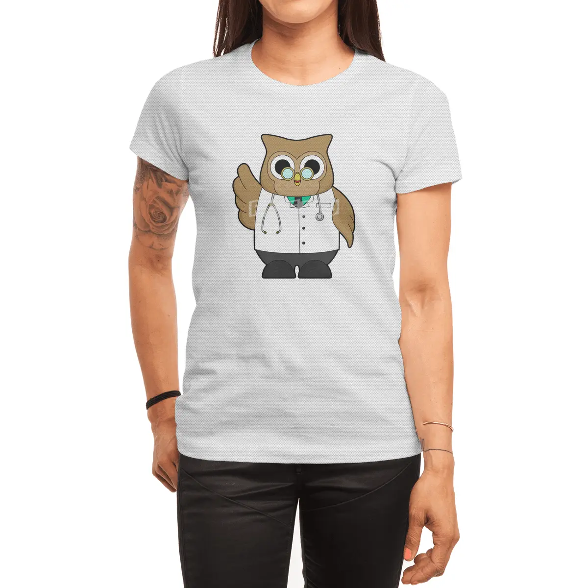 Owl as Doctor with Stetoscope Spor T-Shirt