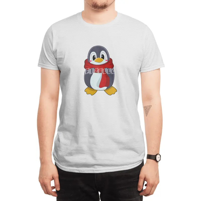 Penguin with Scarf Spor T-Shirt