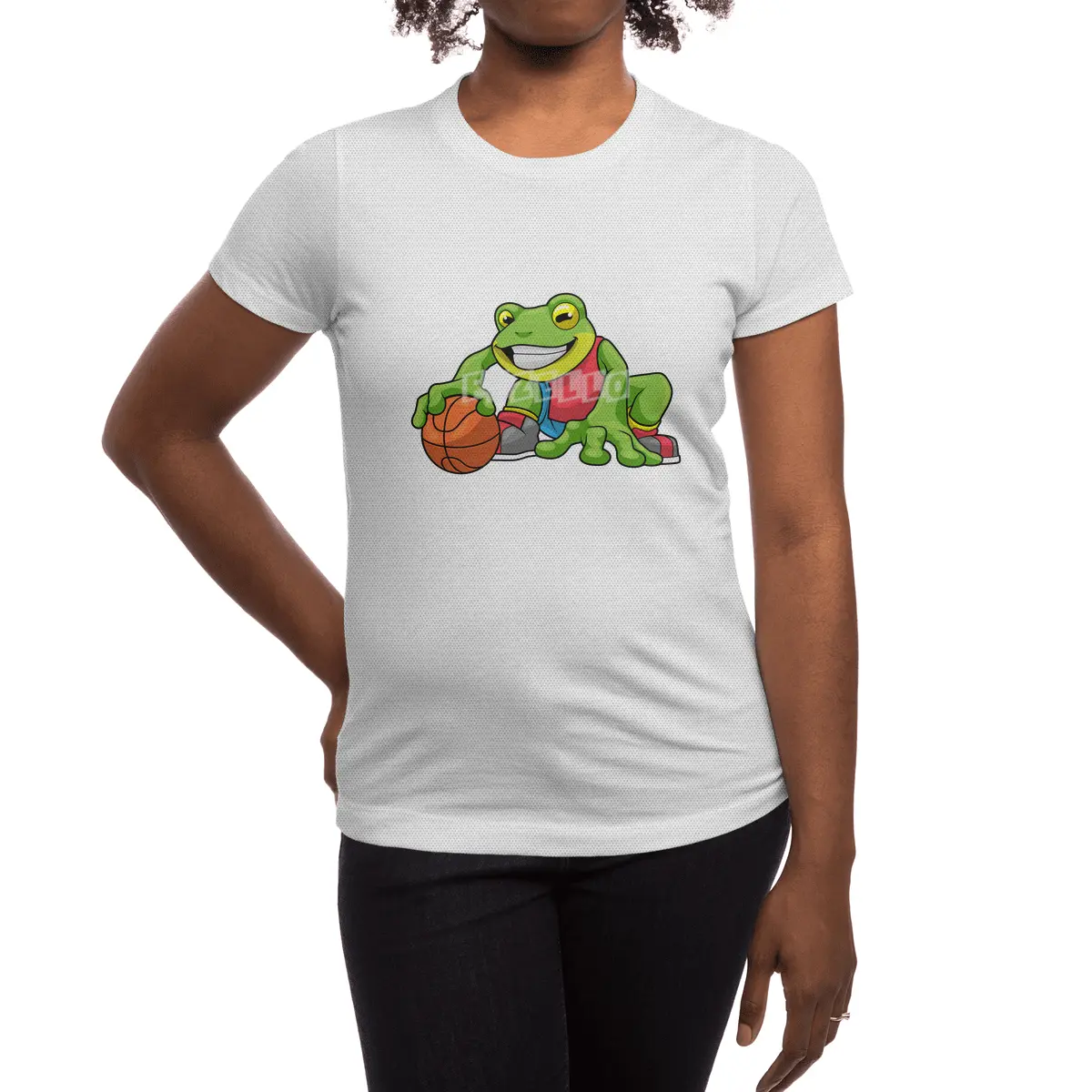 Frog at Sports with Basketball Spor T-Shirt