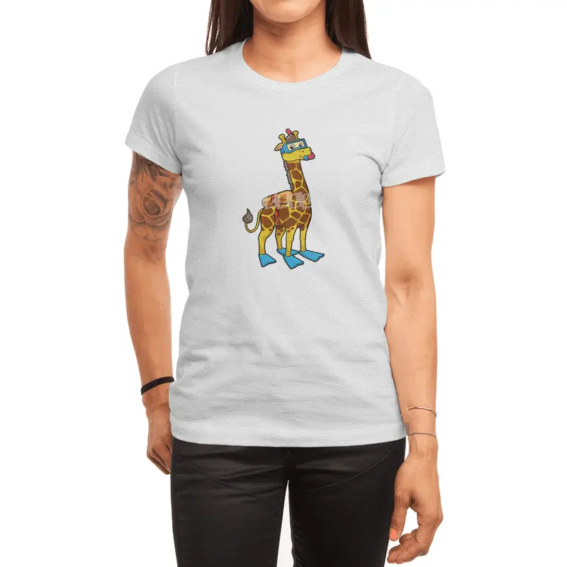 Giraffe as Diver with Swimming goggles & Flippers Spor T-Shirt