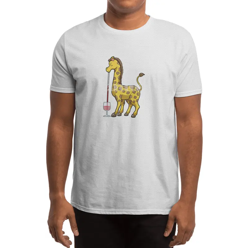 Giraffe at Party with Glass of Red wine Spor T-Shirt