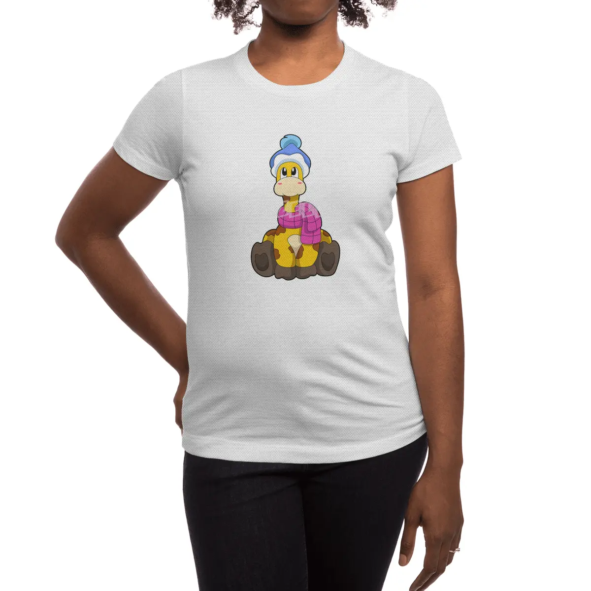 Giraffe in Winter with Scarf & Hat Spor T-Shirt