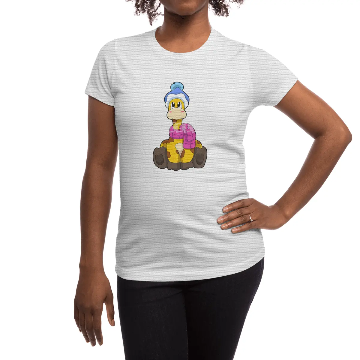 Giraffe in Winter with Scarf & Hat Spor T-Shirt
