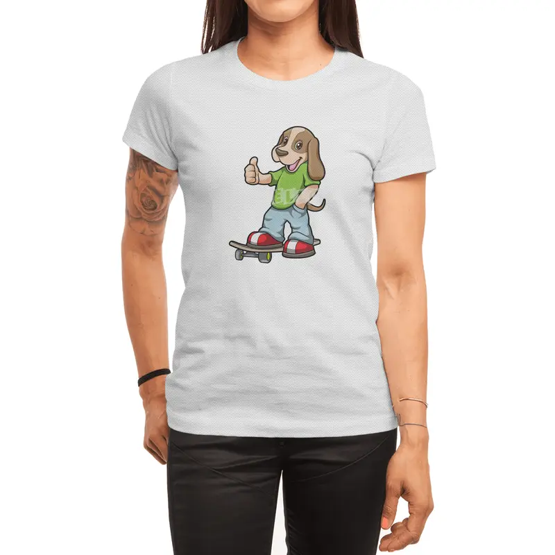 Dog as Skater with Skateboard Spor T-Shirt