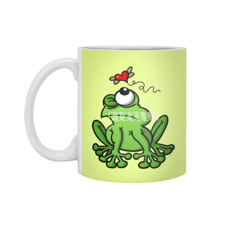 Green frog chasing the mosquito of love Beyaz Kupa