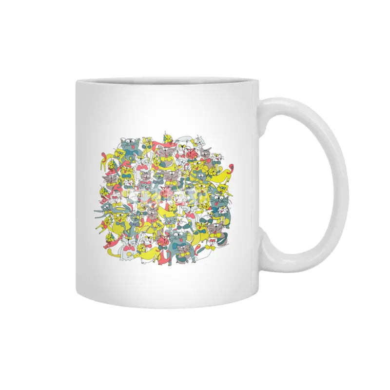 Funny doodle colorful cats.Seamless pattern with funny hand drawn cats Beyaz Kupa
