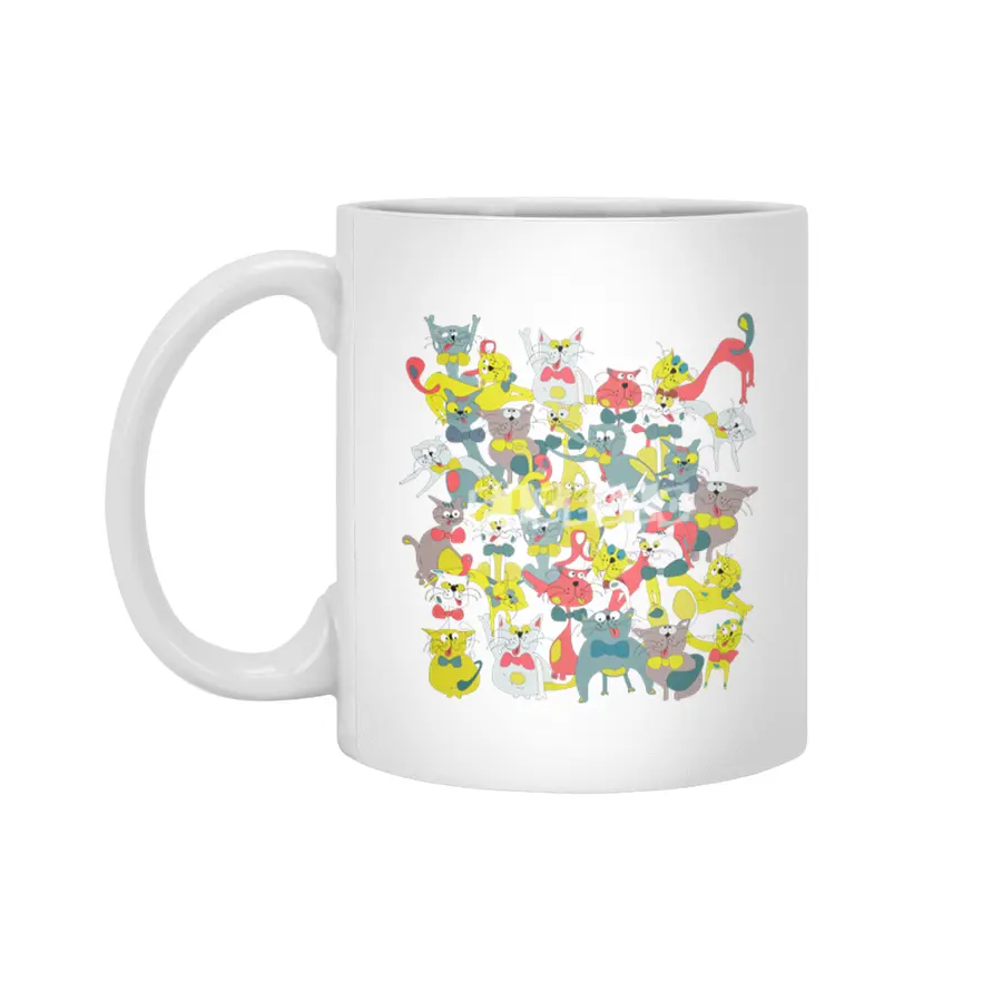 Funny doodle colorful cats.Seamless pattern with funny hand drawn cats Beyaz Kupa