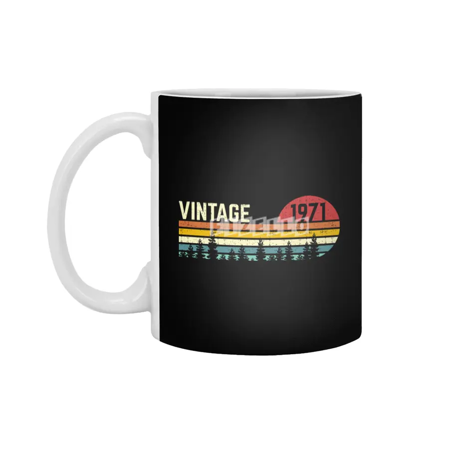 cool vintage sunset 1971 50th birthday 50 year old retro classic cute design distressed text Beyaz Kupa
