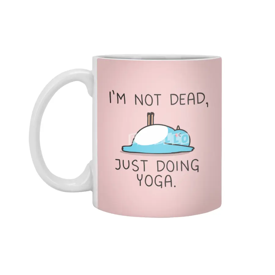 Not dead, just doing yoga Beyaz Kupa