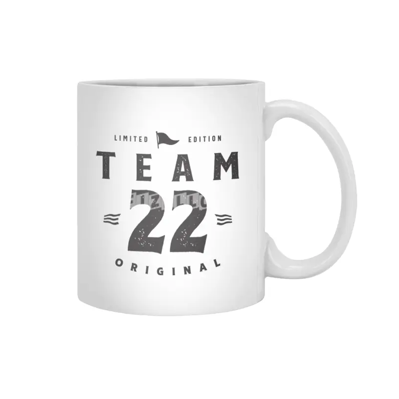 22nd Birthday Team 22 Years Old Beyaz Kupa
