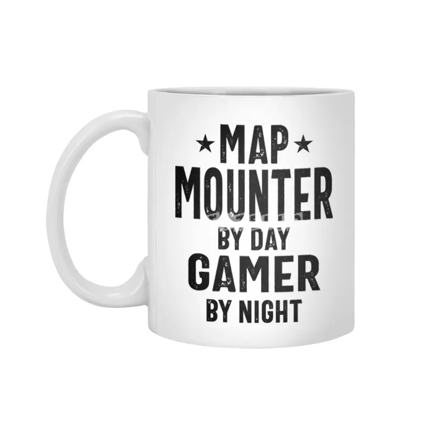 Map Mounter By Day Gamer By Night - Job Title Gift Beyaz Kupa