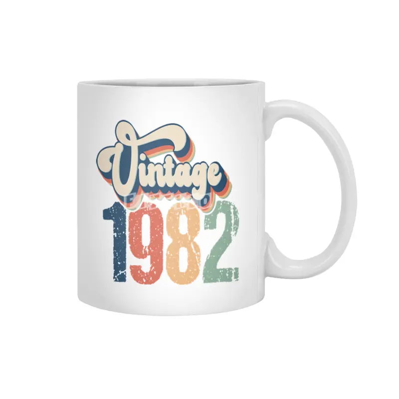 Vintage 1982 Beyaz Kupa