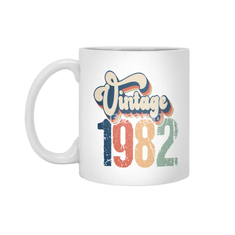 Vintage 1982 Beyaz Kupa