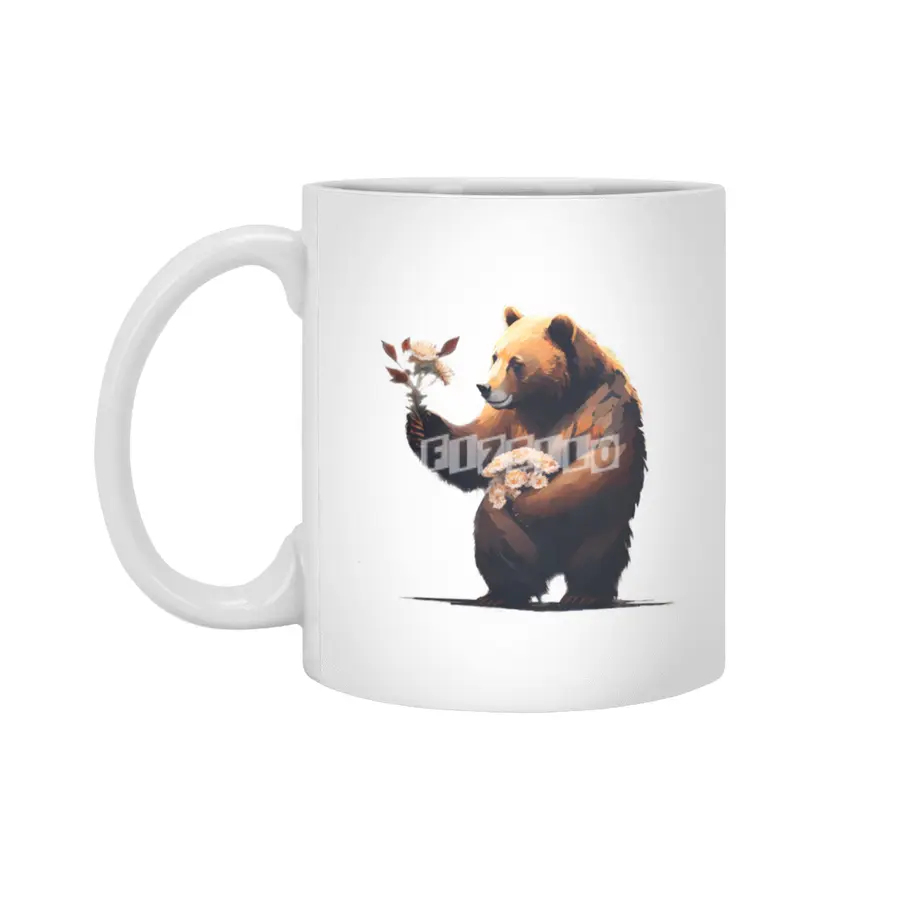 bear holds flowers Beyaz Kupa