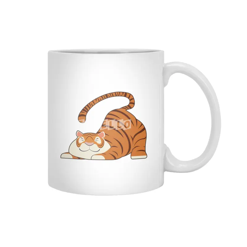 Tiger at Yoga Stretching Exercises Beyaz Kupa