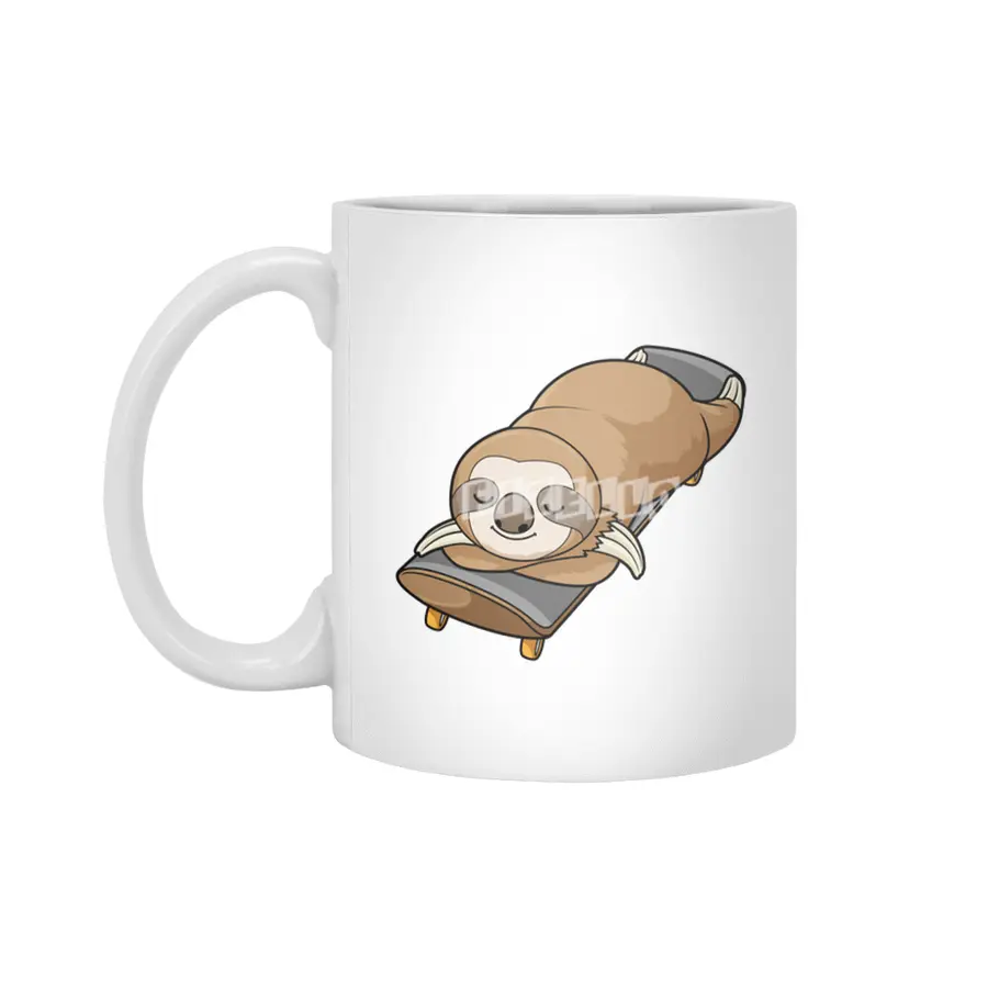 Sloth at Sleeping with Skateboard Beyaz Kupa